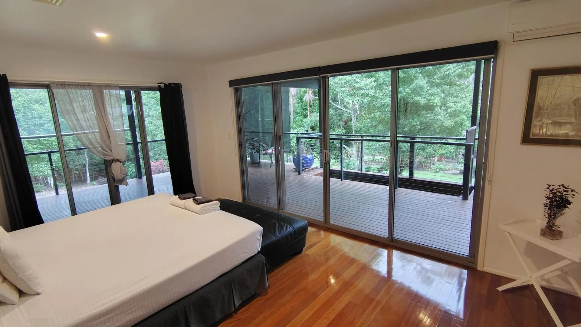 Stay @ Lp Montville 0*,  Australia