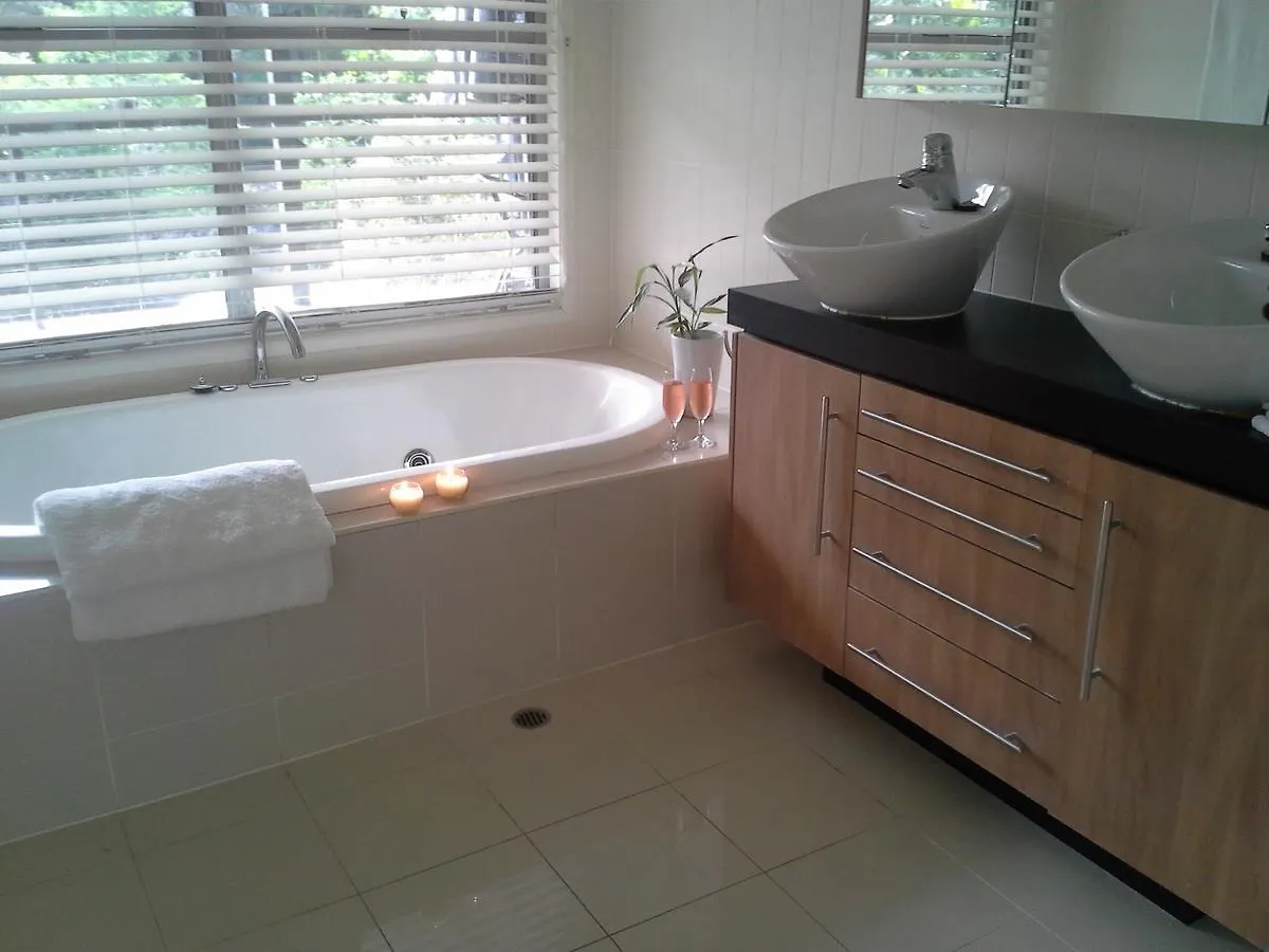 Lodge Stay @ Lp Montville